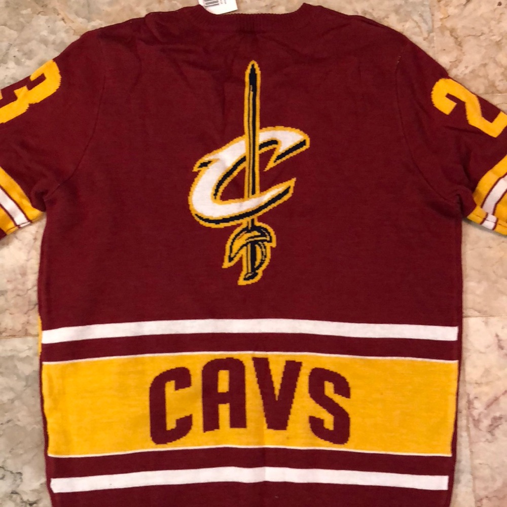 NBA  Lebron 23 Cavs Sweater - Picture 3 of 4